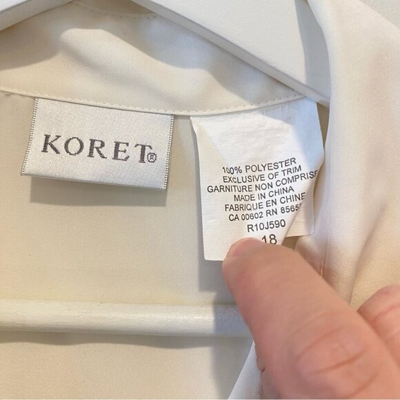 Vintage Koret Floral Embroidered Ladies Collared Button Down Shirt Coquette Girl - Picture 13 of 16